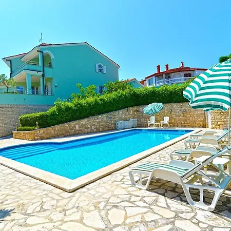 Fuer 8 Personen Ca 115 Qm In Pula, Istrien Istrische Riviera